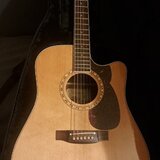 Takamine EF360 SC