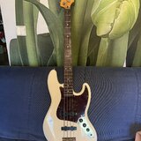 Squier cv 60 jazz Bass 2013 China