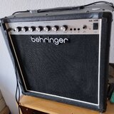 Kytarové kombo Behringer  40R