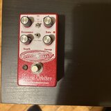 Earthquaker devices Grand Orbiter V2