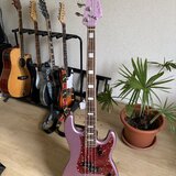 Harley Benton MV-4P Burgundy Mist s kufrem a kombem. 