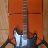 Fender Squier Sonic Stratocaster + obal Ibanez