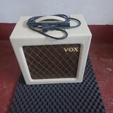 Lampové kombo Vox AC4TV