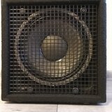 Baskytarový box 1x10" 150W 4ohm.Marshall repro.