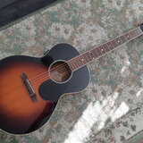 elektroakustická kytara THE LOAR