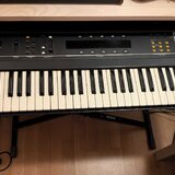Ensoniq ESQ-1 (po servisu, verze s kovovým šasi)