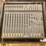 YAMAHA EMX 2000