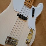 Nový Squier Precision CV50