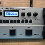 Multiefekt BOSS GT-1B