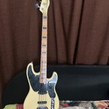 Upravená baskytara Fender Telecaster