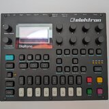 Elektron Digitone + Decksaver, nelepivá tlačítka [REZERVACE]