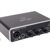 Behringer UMC22