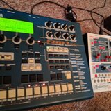 Yamaha rm1x, Roland SH 32