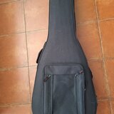 Gator GL-Jumbo – obal/kufr na kytaru 