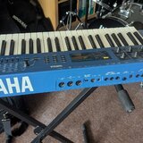 Klávesy YAMAHA CS1X
