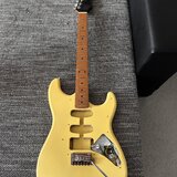JET Guitars JS-400 HSS Roasted Maple, Vintage Yellow