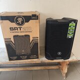 Mackie SRT 210 + Behringer ub2442fx pro