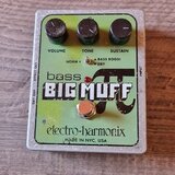 Electro-Harmonix Bass Big Muff Pi – baskytarový fuzz / disto