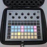 Sampler Novation Circuit Rhythm + pouzdro, Decksaver, záruka