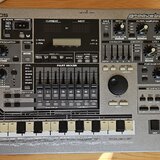 Roland MC-505 Groovebox 