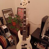 Harley Benton Enhanced MP-5EB Creme