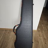 Luxusní kufr na el. kytaru z polyetylenu TECHRA THFL012
