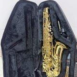 Altsaxofon Montreux(Eb)- skvělý stav, pouzdro,esíčko,hubička