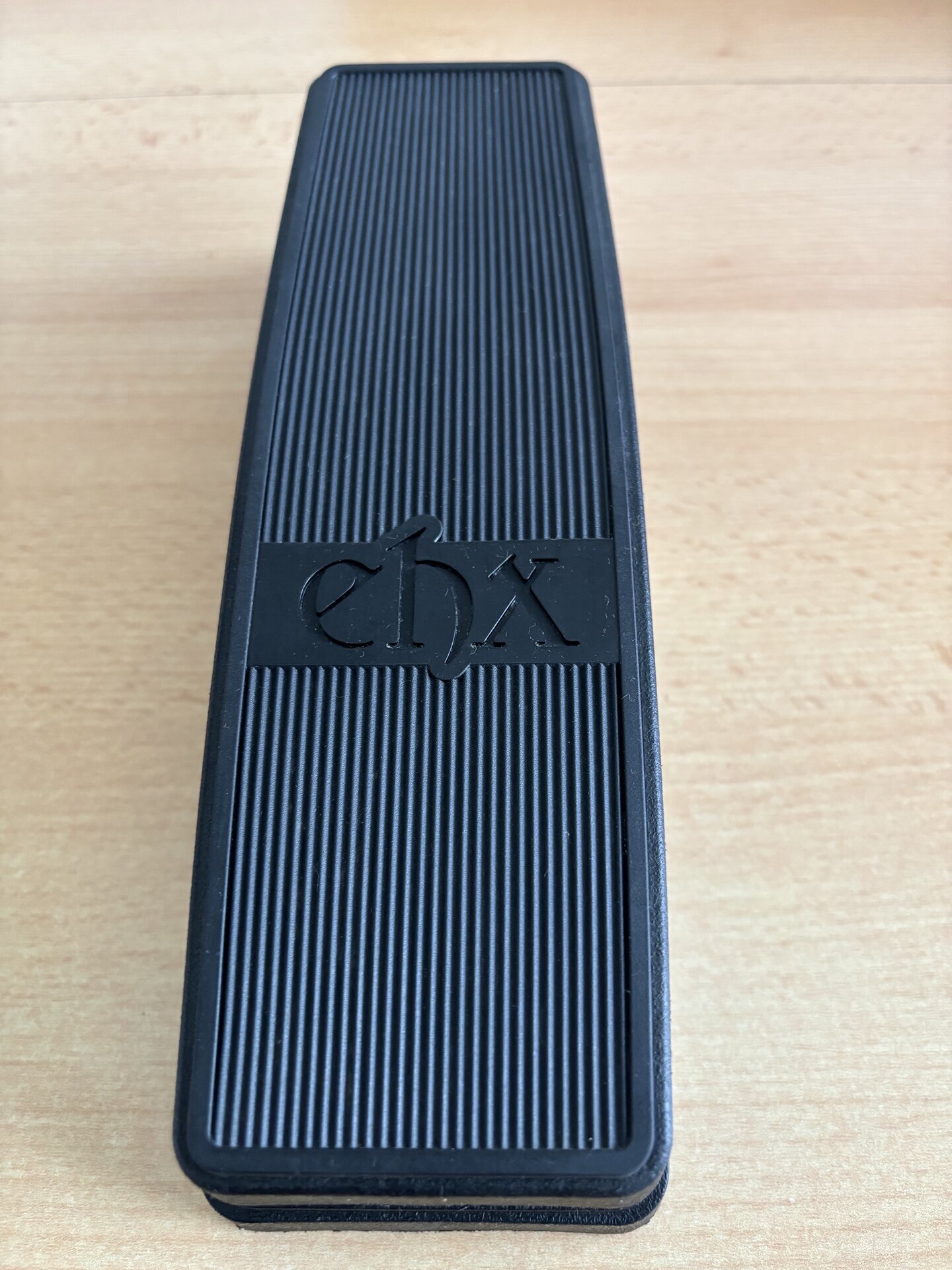 Volume pedál EHX- levně. Sleva!!! – prodám | HudebníBazar.cz