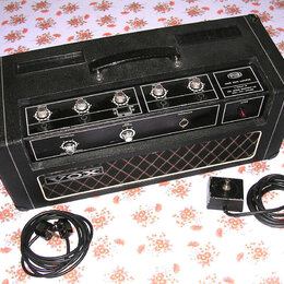 Zesilovač Vox D-Bass