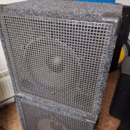 Prod&aacute;m basov&eacute; bedny