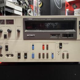 Vintage Sony VO-5630 3/4" U-matic Player/Recorder