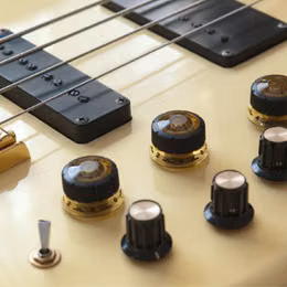 Baskytara Ibanez Musician MC924, rok v&yacute;roby 1984
