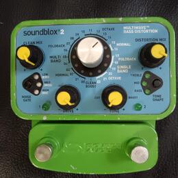 Kytarový efekt SA221 Soundblox 2 Multiwave Bass Distortion