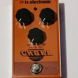 TC ELECTRONIC CHOKA TREMOLO