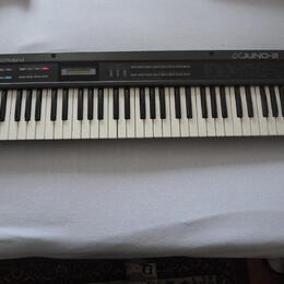 Vintage Roland Alfa juno 2
