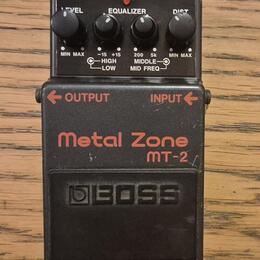 BOSS MT-2 Metal Zone