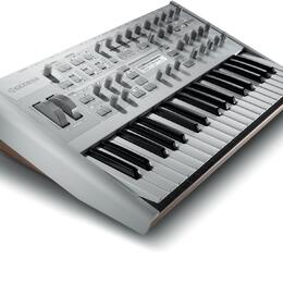 ACCESS VIRUS TI2