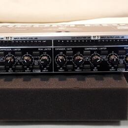 Behringer Multicom Pro XL MDX 4600