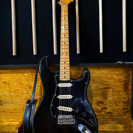 Fender Stratocaster 1977