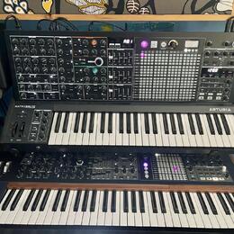 Arturia Matrixbrute Noir, záruka +2yr, stav nového
