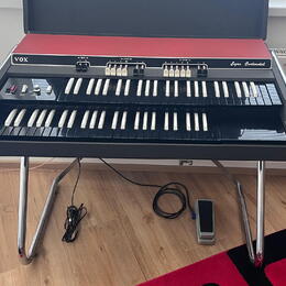 Vox Super Continental
