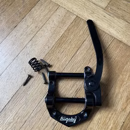 Bigsby licensed vibrato