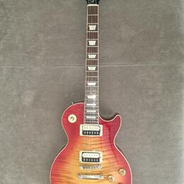 Gibson Les Paul Traditional Cherry + Seymour Duncan Slash 