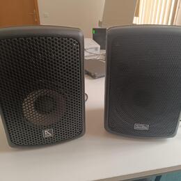 Aktivní 8" reproboxy