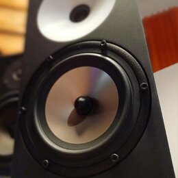 AMPHION ONE 18
