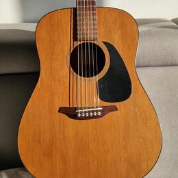 PRODÁM FURCH D40CM - 2009