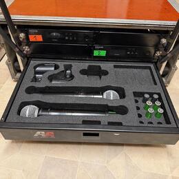 Shure QLXD/SM58 - 2ks + vybavený rack