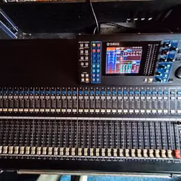 Prod&aacute;m YAMAHA LS-9/32 vč. case