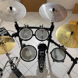 Elektronické bicí ROLAND TD-11