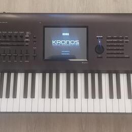 Legendární workstation Korg Kronos II, 73 kláves, RH3